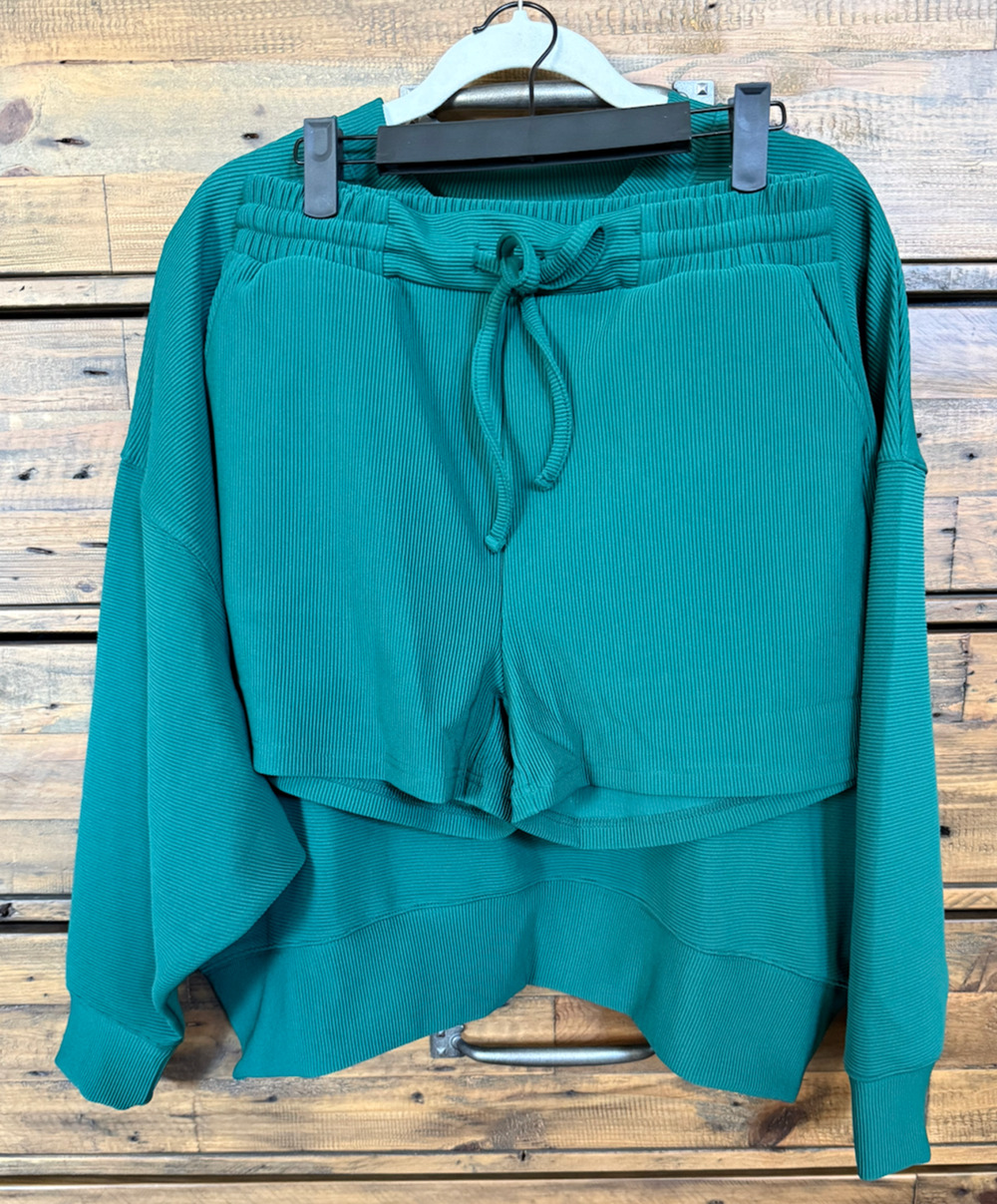 ZENANA Sweatsuit Set Women's Medium Green Rib Knit Sweatshirt Shorts Lounge